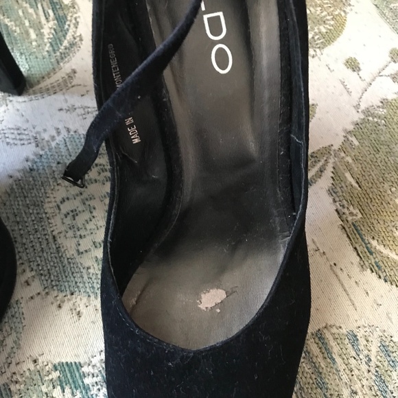 Aldo Black Suede Material Almond Toe Ankle Strap Heels - size 39 - Picture 9 of 10